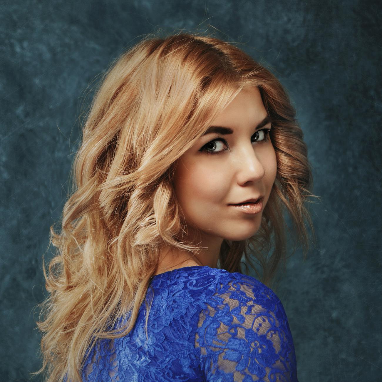 Platinblond Coloration